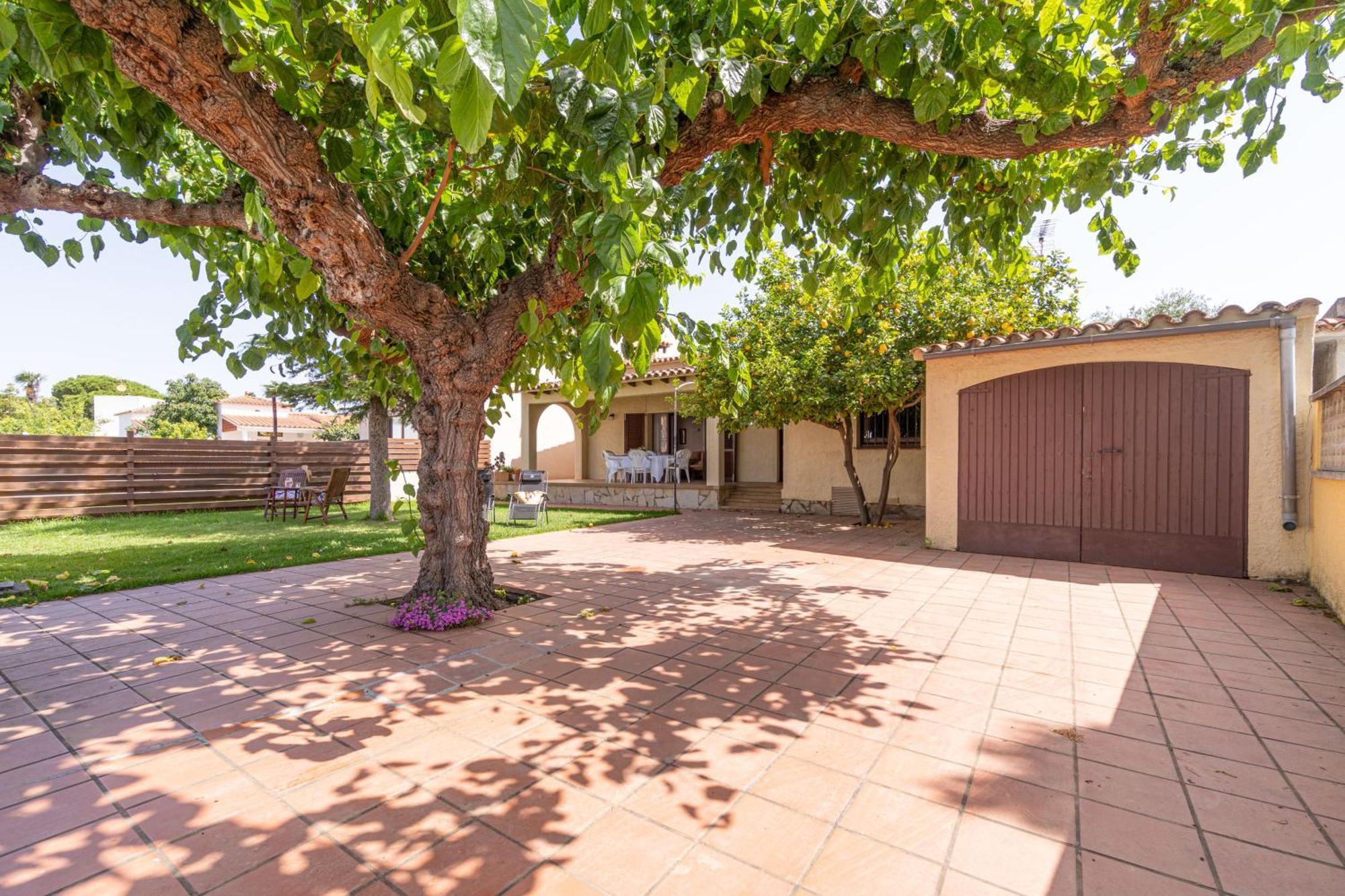 Apart-Rent Casa Con Jardin Pani 0081 Empuriabrava Eksteriør bilde